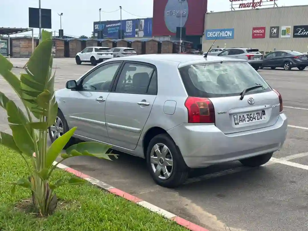 TOYOTA OBAMA EN VENTE  - Vue 3