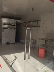 À Céder Magasin 28m2 À Marcory Zone 4