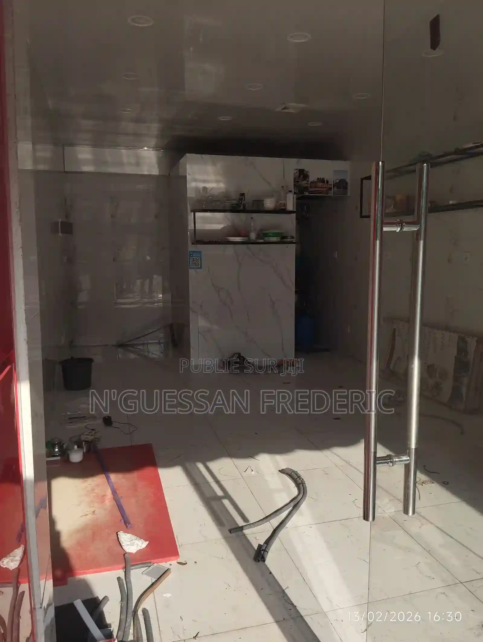 À Céder Magasin 28m2 À Marcory Zone 4 - Vue 2