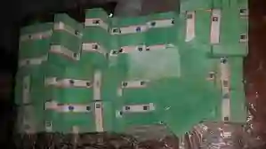 nettoyage de billet de banque noir 