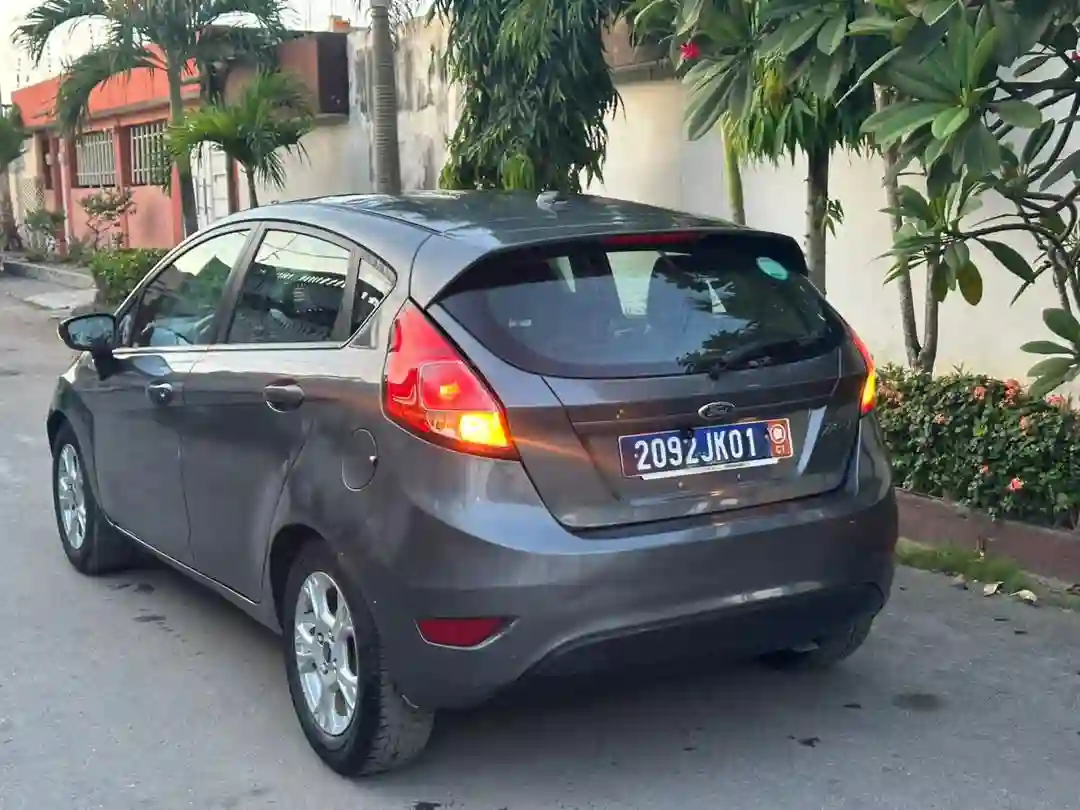 FORD FIESTA EN VENTE  - Vue 3