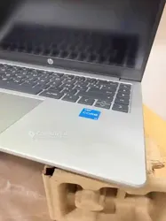 HP 13e gen i3 8512go