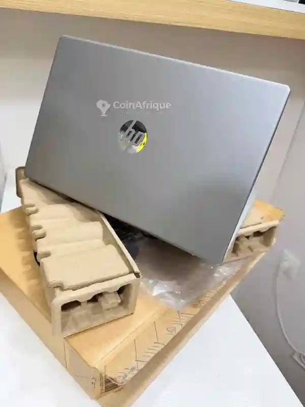 HP 13e gen i3 8512go - Vue 1