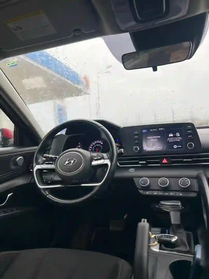 HYUNDAI ELANTRA EN VENTE  - Vue 3