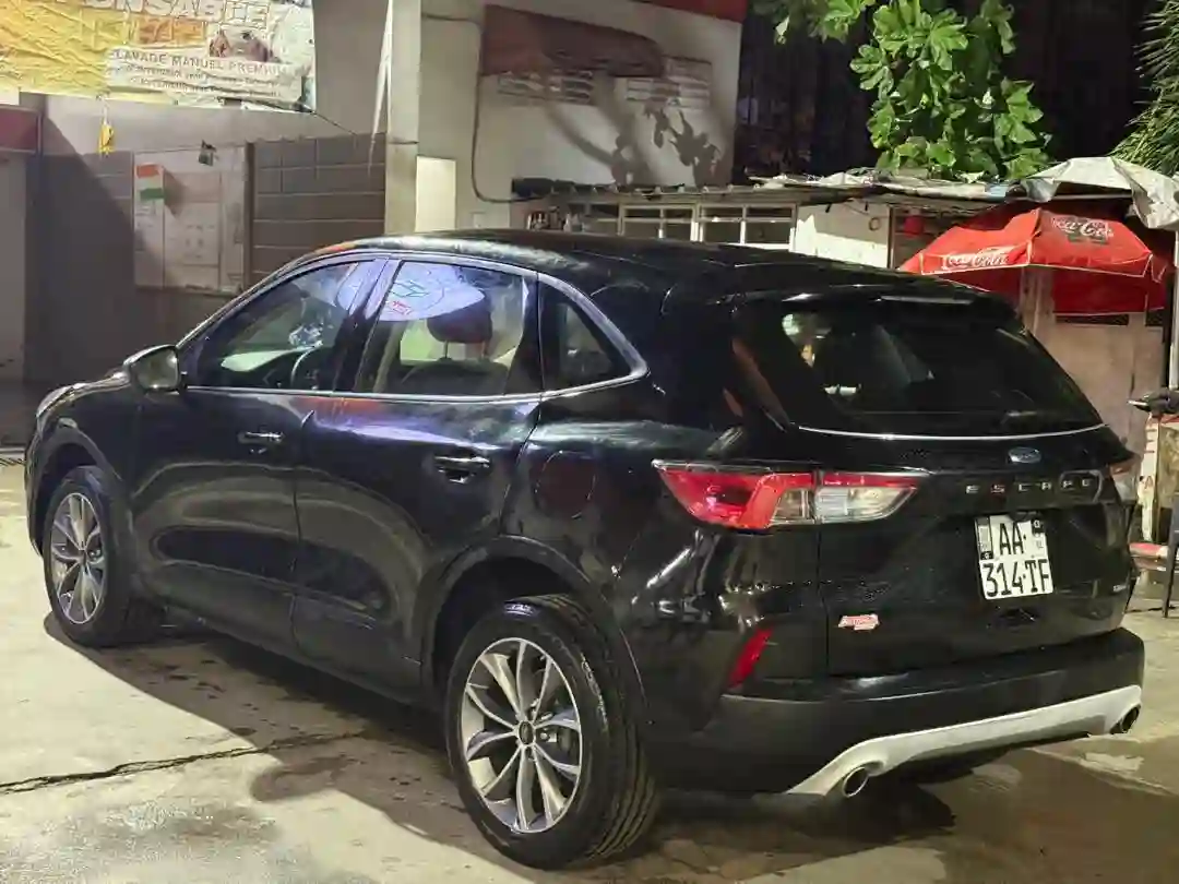 FORD ESCAPE EN VENTE  - Vue 2