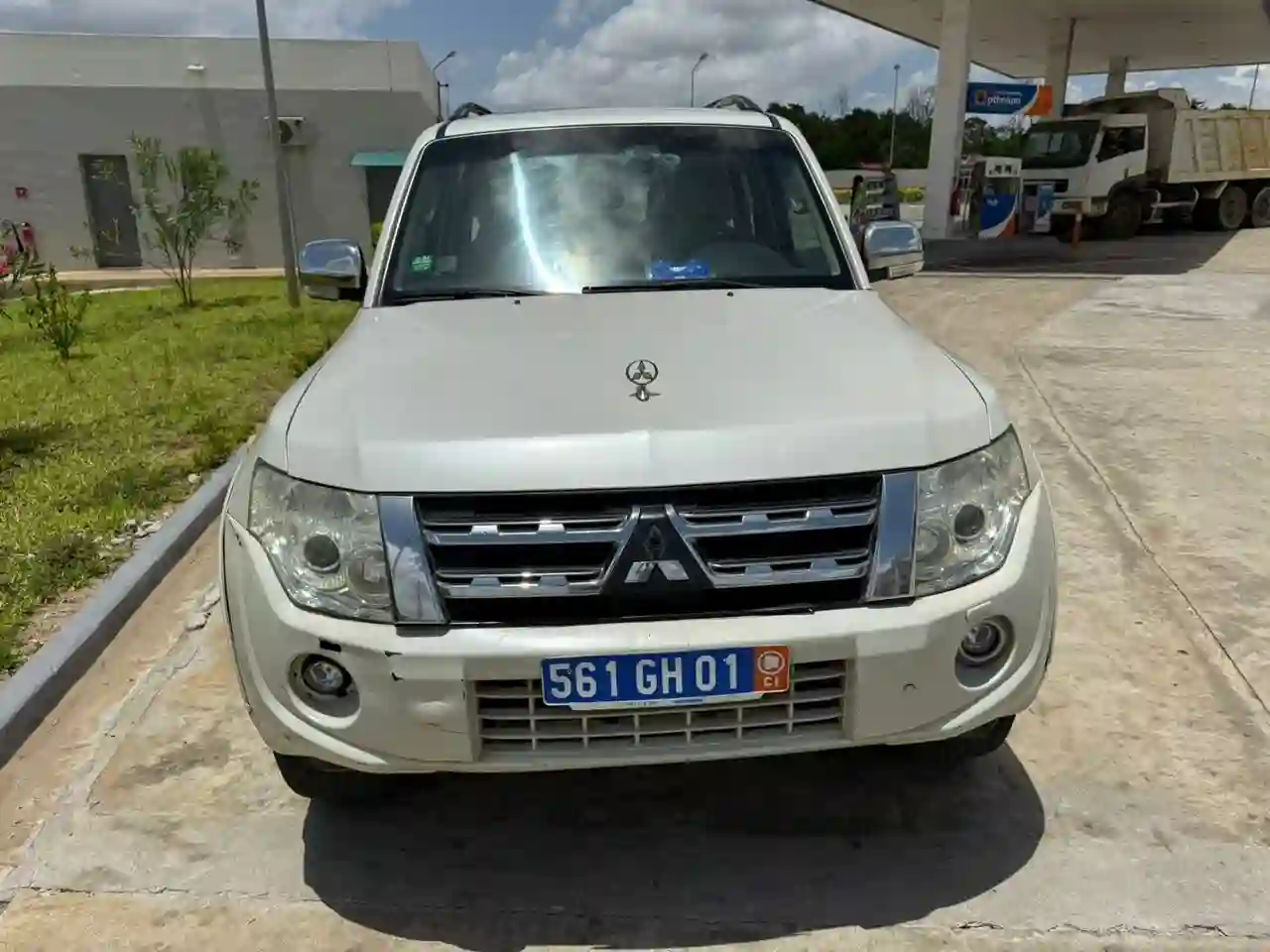 MITSUBISHI PAJERO GLS EN VENTE  - Vue 2