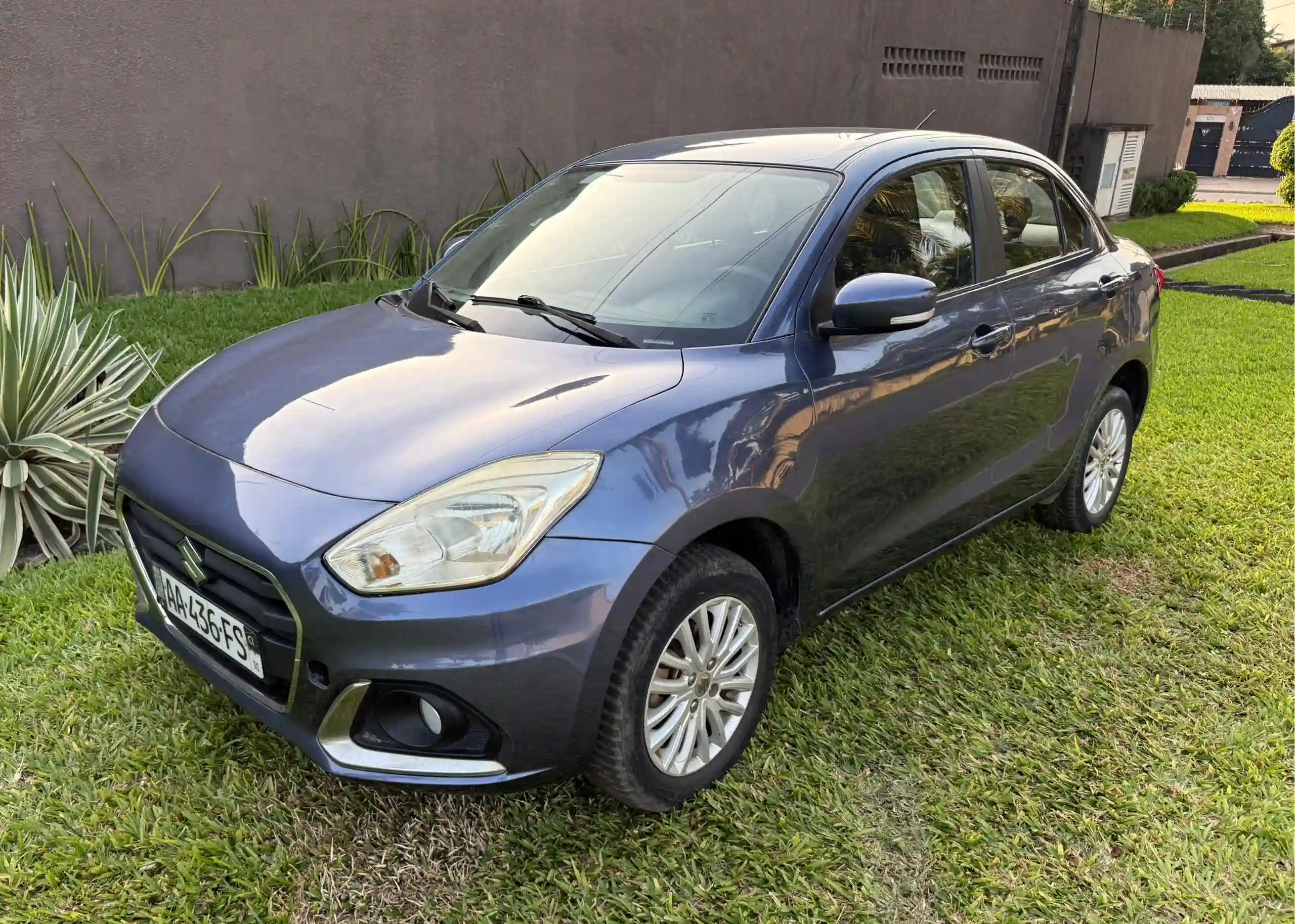 SUZUKI DZIRE EN VENTE  - Vue 4