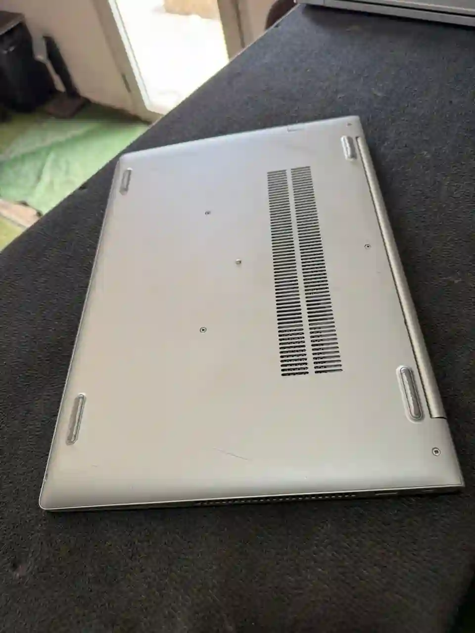 Ventre De tout type de PC ET Bureau - Vue 3