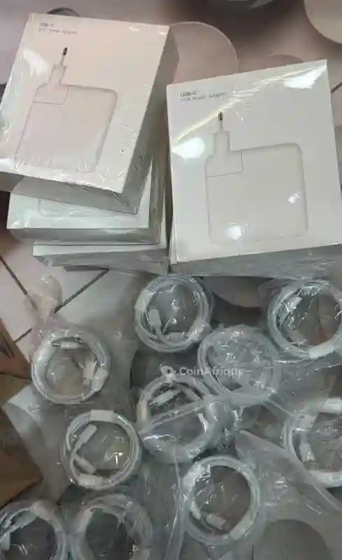 Chargeur Macbook pro - Vue 2