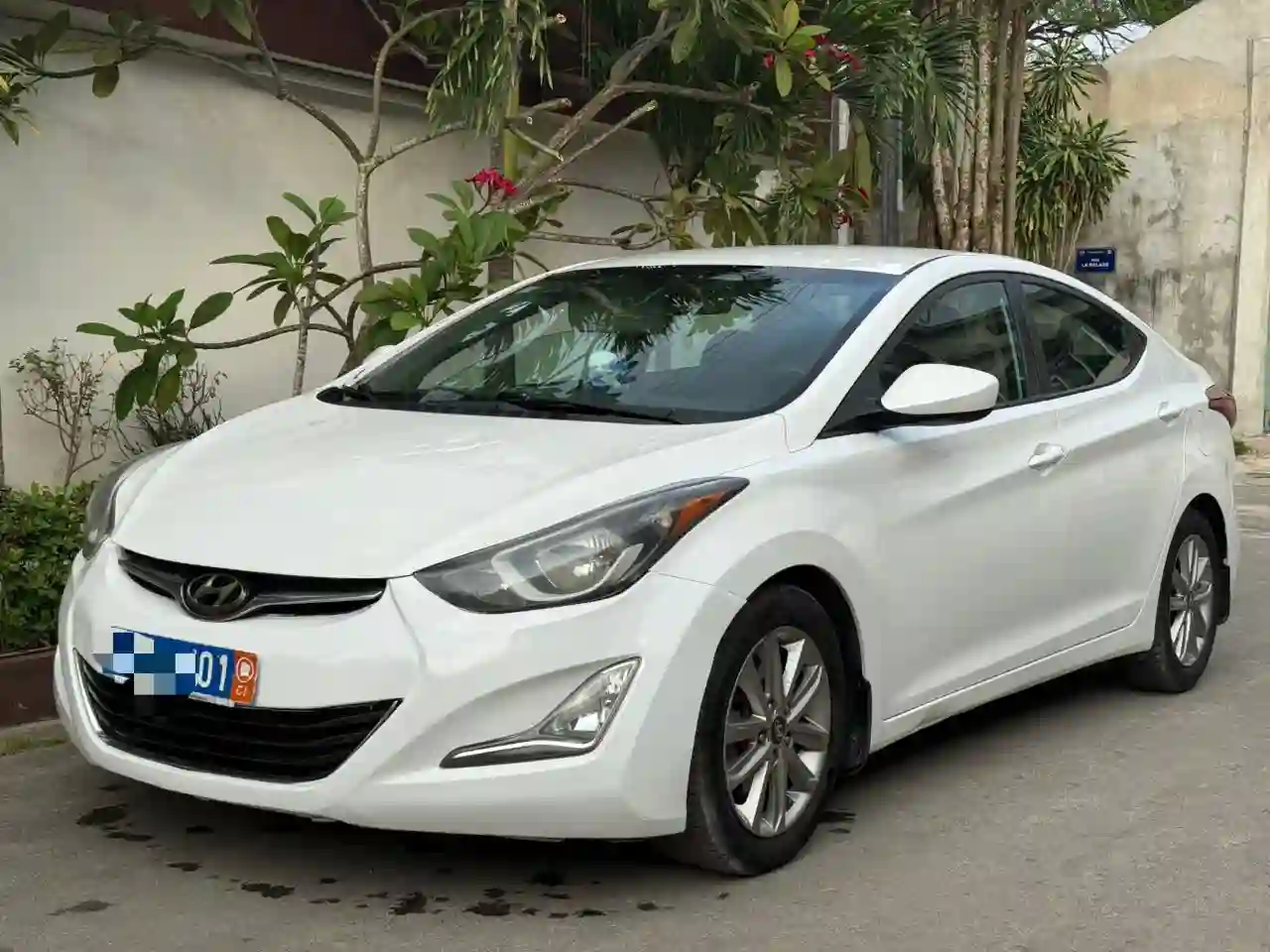 HYUNDAI ELANTRA EN VENTE 