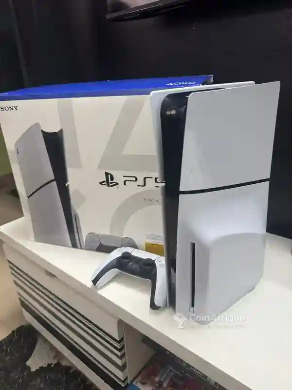 Playstation 5 Slim Standard - Vue 1