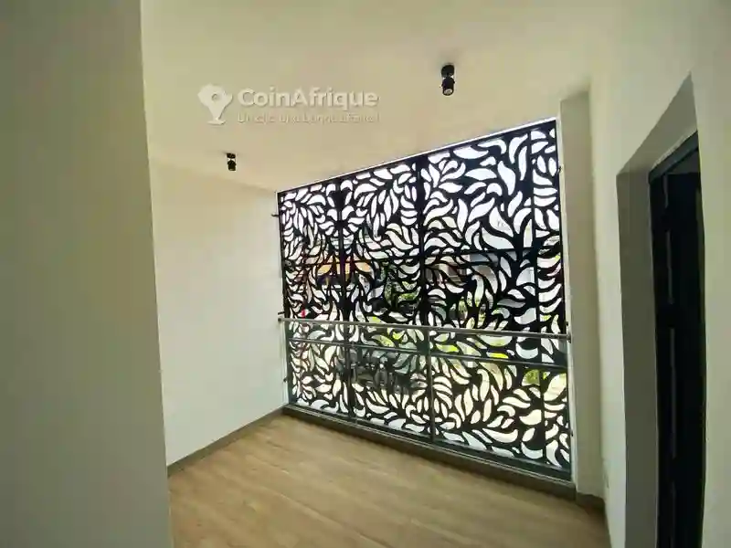 Location Appartements 4 Pièces - Cocody Riviera 4 M'badon - Vue 1