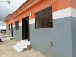+225 +7 59 43 83 05
