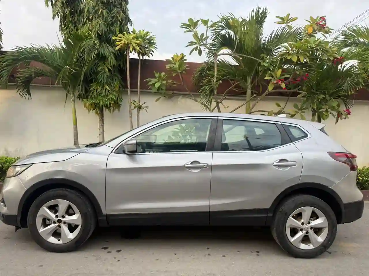 NISSAN QASQUAI EN VENTE  - Vue 3