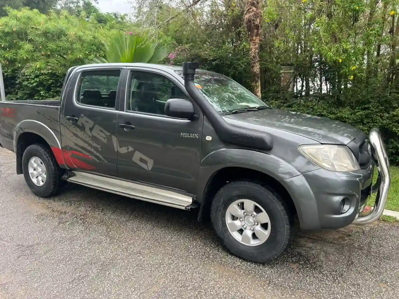 TOYOTA HILUX EN VENTE  - Vue 1