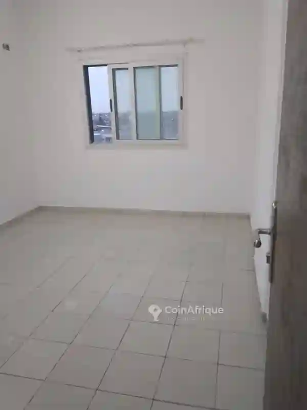 Location Appartement 4 Pièces à Angré Batim Immeuble Batim - Vue 1