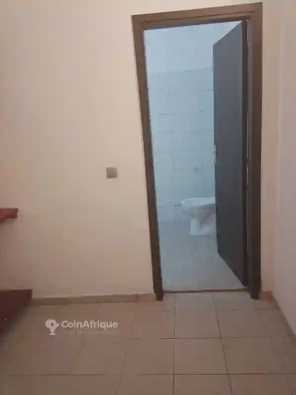 Location Appartement 4 Pièces à Angré Batim Immeuble Batim - Vue 2