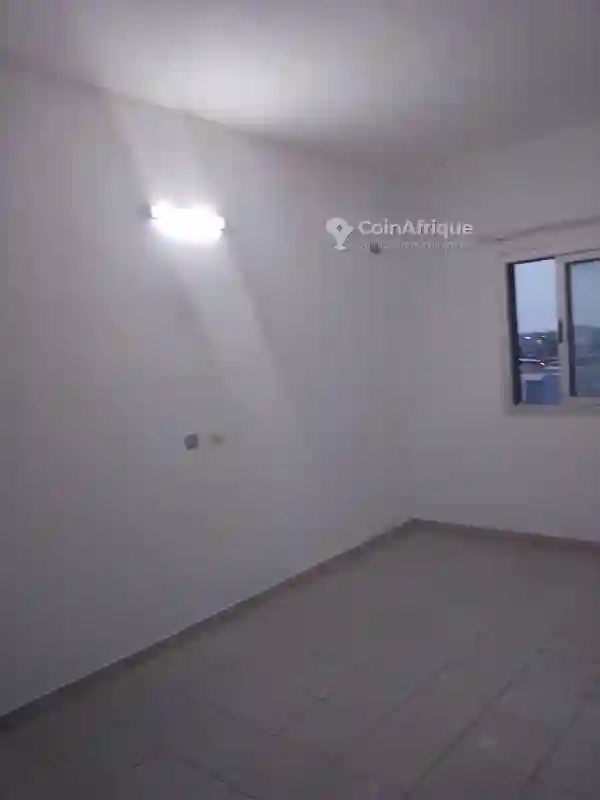 Location Appartement 4 Pièces à Angré Batim Immeuble Batim - Vue 3