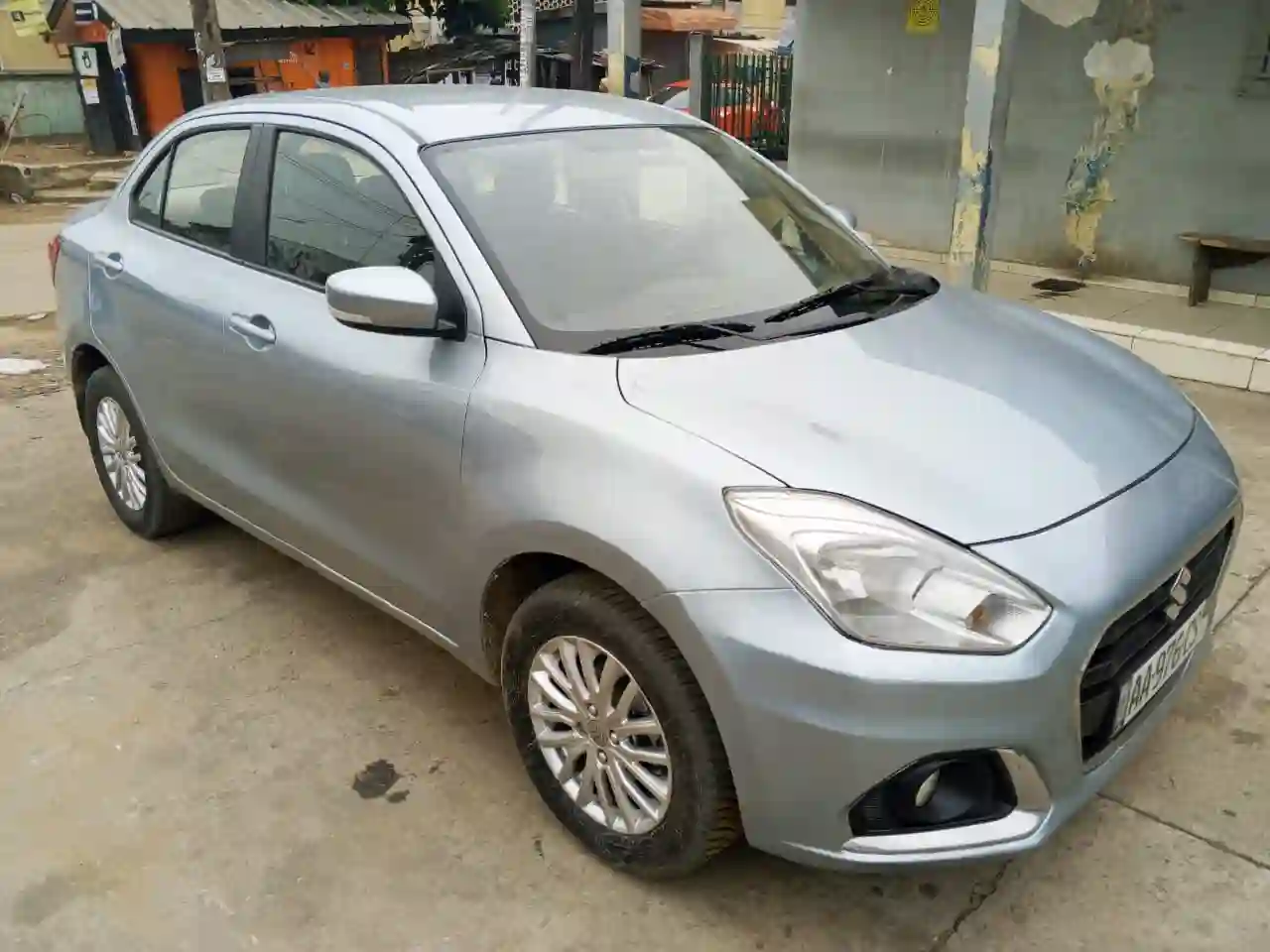 SUZUKI DZIRE EN VENTE  - Vue 1