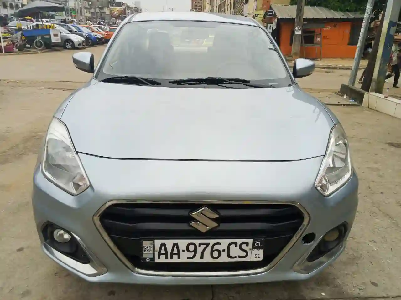 SUZUKI DZIRE EN VENTE  - Vue 3