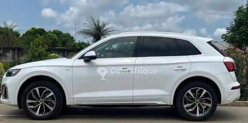 Audi Q5 2021 - Vue 1