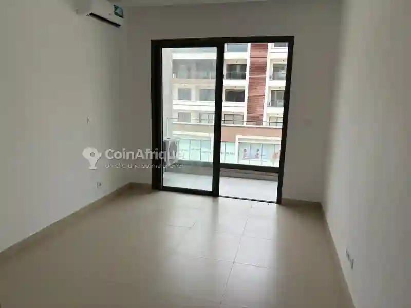Location Appartements 4 Pièces - Cocody - Vue 3