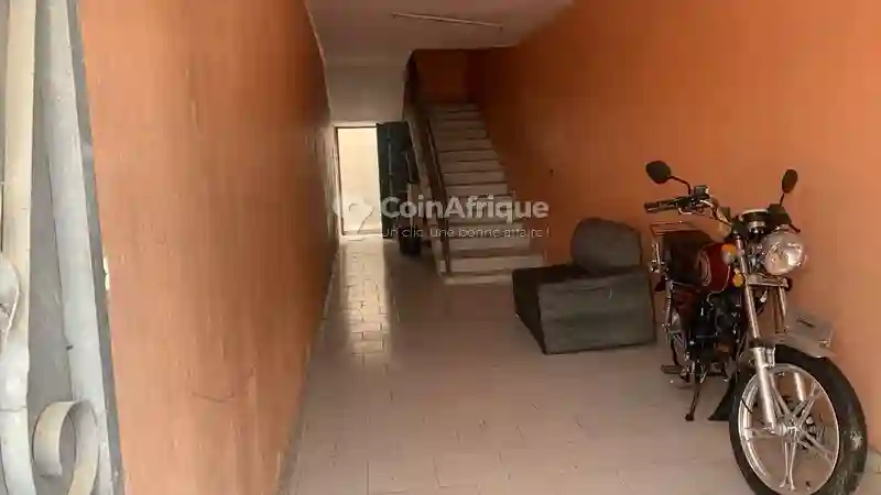 Vente Immeuble R+3 à Mbadon - Vue 5