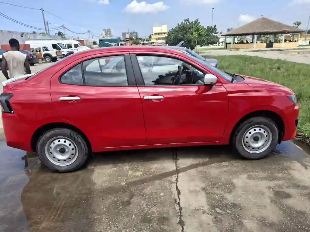 SUZUKI DZIRE 2026 EN VENTE  - Vue 3