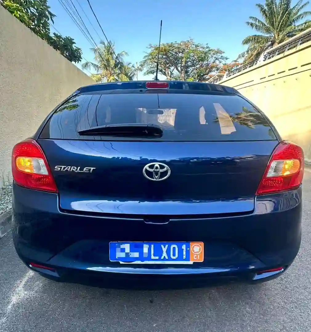 TOYOTA STARLETTE EN VENTE 