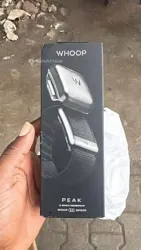 Whoop Peak et Life à Abidjan