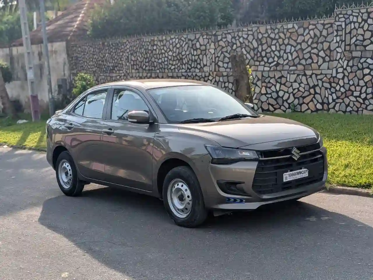 Suzuki Dzire de 2025 en vente  - Vue 2