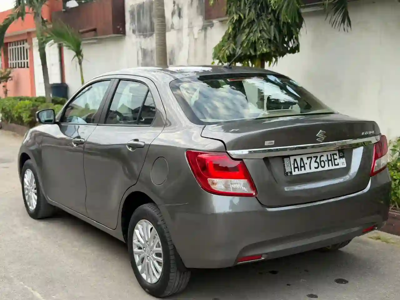 SUZUKI DZIRE EN VENTE  - Vue 2