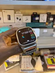 Apple Watch Ultra 1 – 49 mm – Quasi Neuve