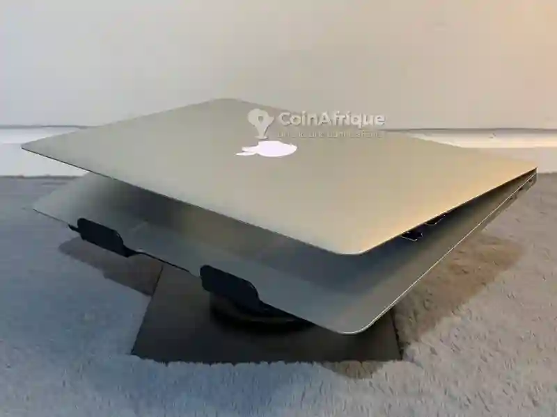 PC Macbook Air 2017 Core i5 8 Giga ram - Vue 1
