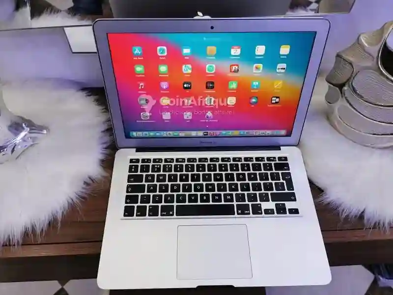 PC Macbook Air 2017 Core i5 8 Giga ram - Vue 2
