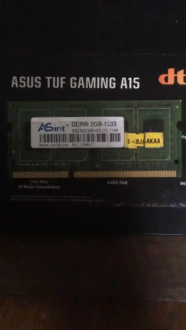 Barrette RAM ASint 2 Go DDR3 1333 MHz PC3-10600 pour PC Portable - Vue 1