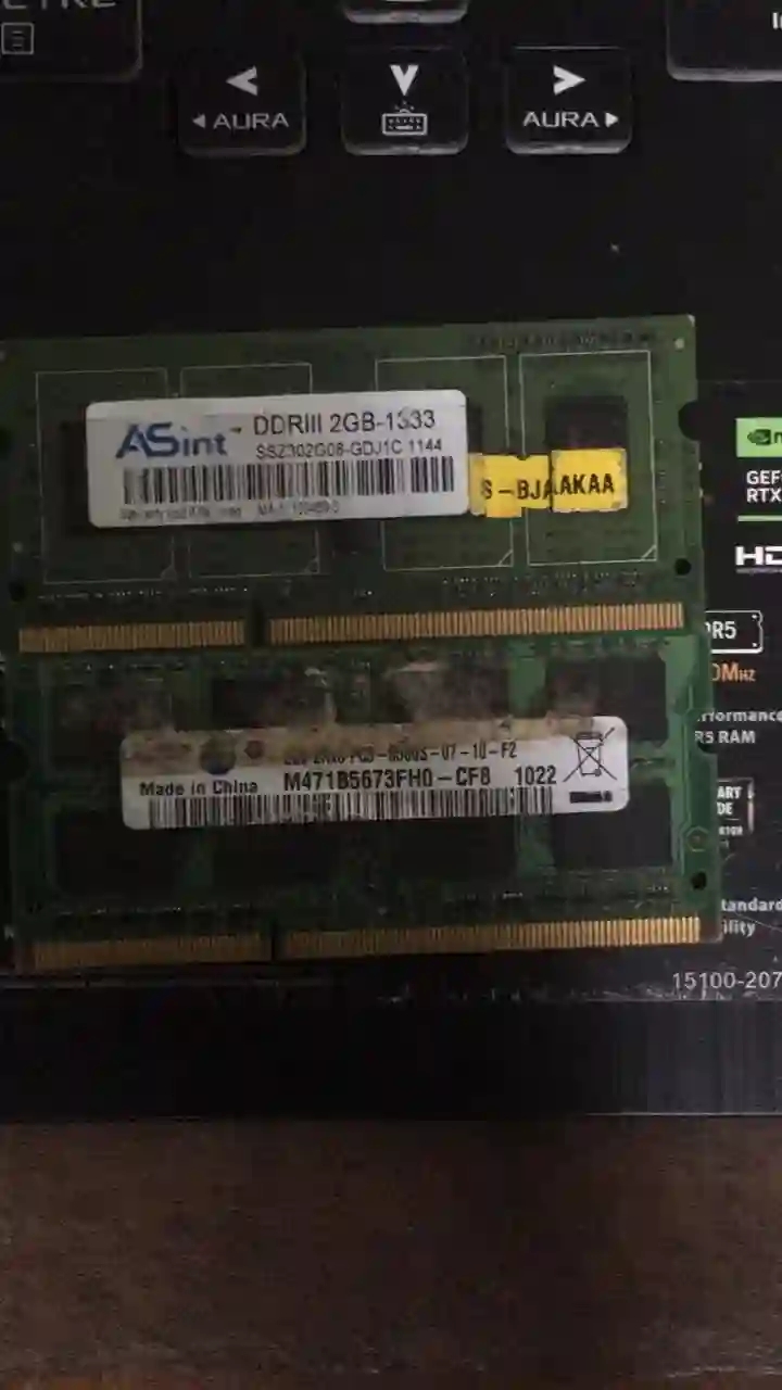 Kit RAM DDR3 4 Go (2×2 Go) 1333 MHz SO-DIMM pour PC Portable – Samsung + ASint