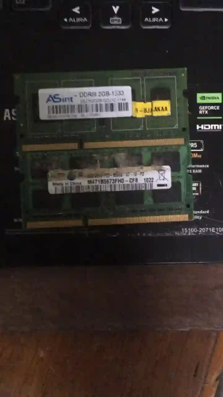 Kit RAM DDR3 4 Go (2×2 Go) 1333 MHz SO-DIMM pour PC Portable – Samsung + ASint - Vue 1