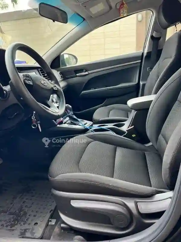 Hyundai Elantra 2020 - Vue 3