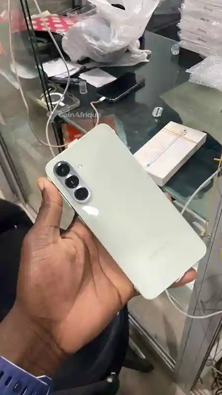 Samsung Galaxy A56 - 256gb - Vue 1