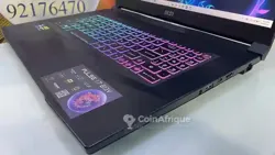 MSI Crosshair Core i7 14th gen Nvidia rtx 4060 8go Dédié à Abidjan