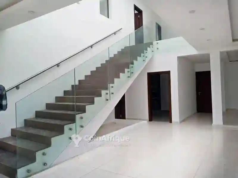Vente Villa Duplex 5 Chambres 2 Salons à Riviera Attoban - Vue 1