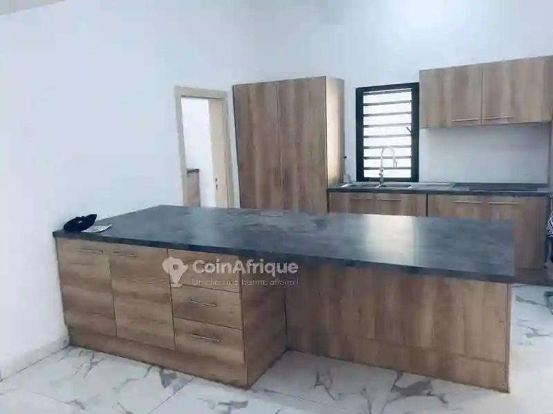 Vente Villa Duplex 5 Chambres 2 Salons à Riviera Attoban - Vue 4