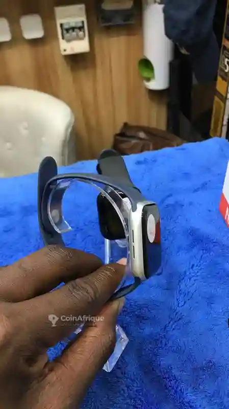 Apple Watch se 2 44mm Quasi Neuf - Vue 4