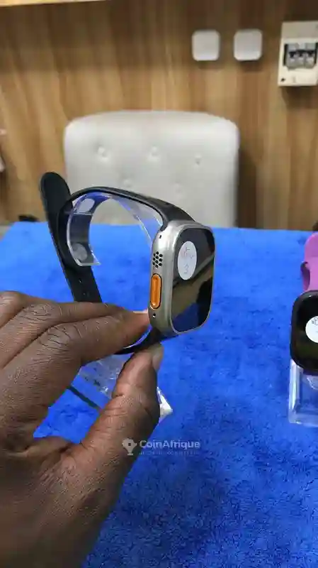 Apple Watch Série 3 49mm Quasi Neuf - Vue 2