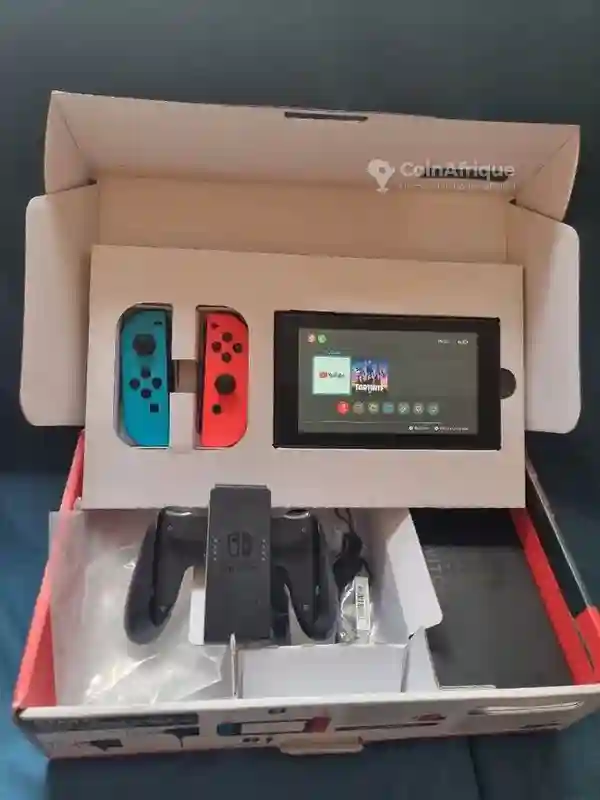 Nintendo Switch Oled - Vue 1