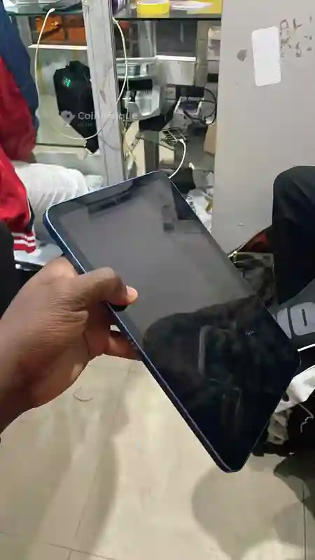 Ipad 10e Génération Quasi Neuf 64gb - Vue 3