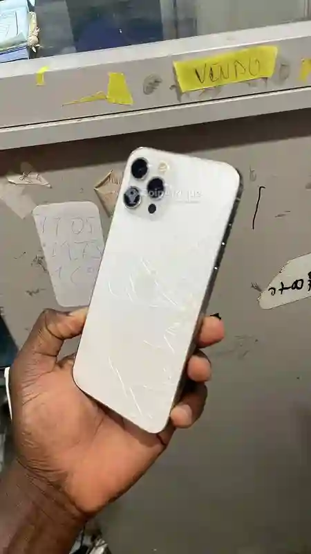 Iphone 12 pro max Arrière Fissuré Rapide 128gb - Vue 1