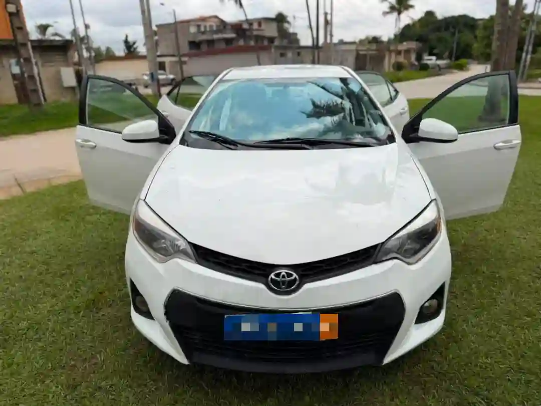 TOYOTA COROLLA EN VENTE  - Vue 4