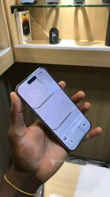 Iphone 17 air Juste Écran Fissuré 256gb - Vue 2